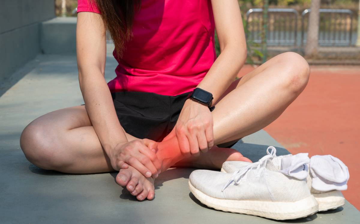 concept of how kids and teens can have heel pain